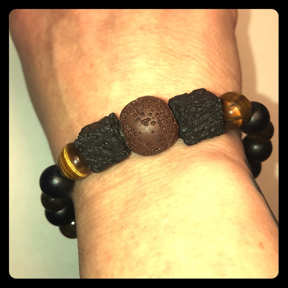 Essential Oil Diffuser Bracelet - Picture 4 of 5